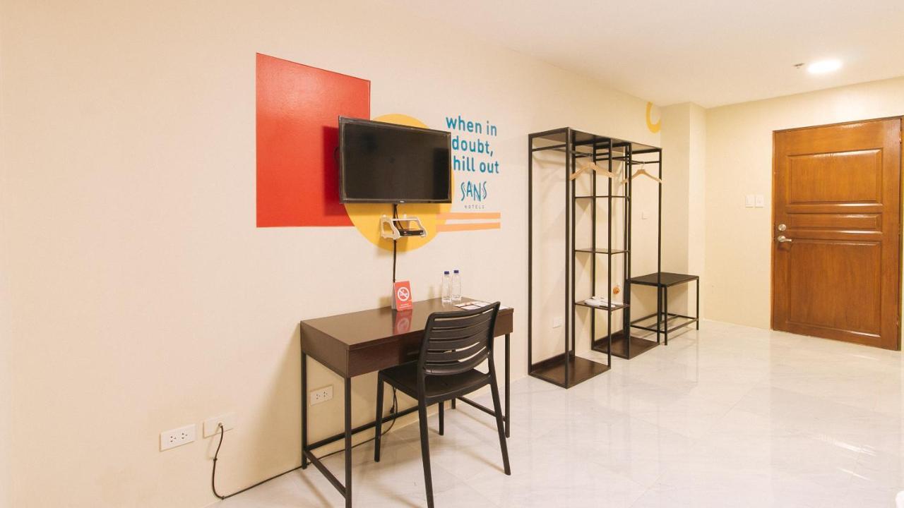 Sans Hotel At Algers Suites Marikina By Reddoorz Exteriör bild