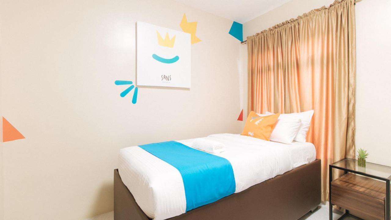 Sans Hotel At Algers Suites Marikina By Reddoorz Exteriör bild
